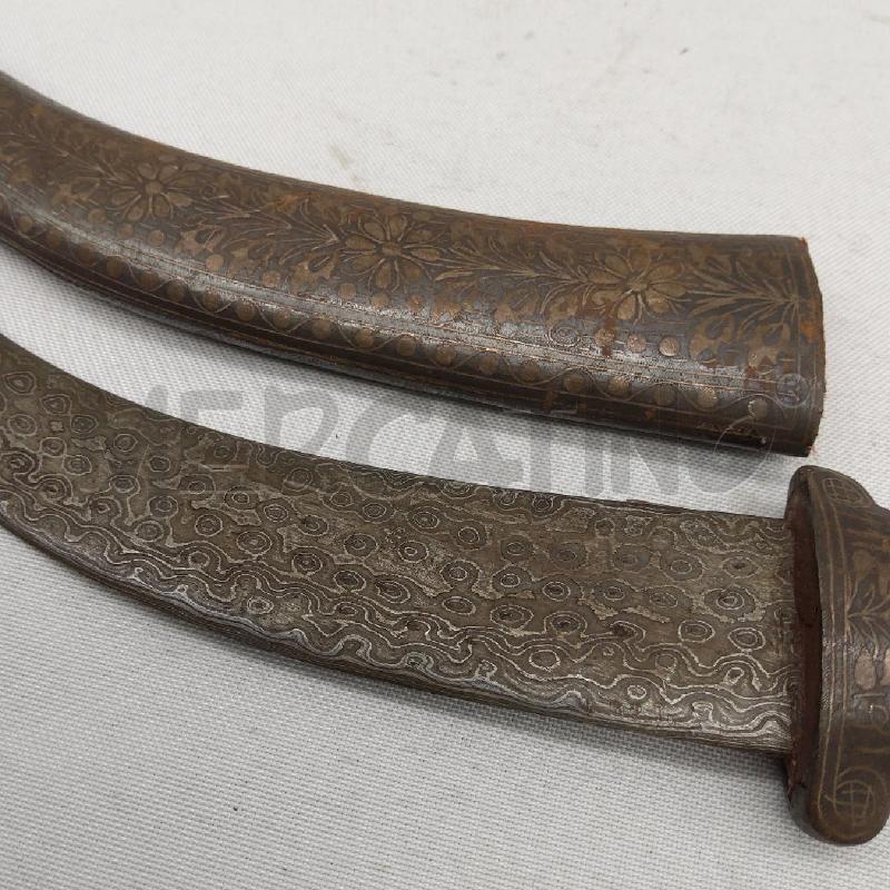 COLTELLO DECORATIVO CURVO ARABO ORIENTALE | Mercatino dell'Usato San maurizio canavese 4