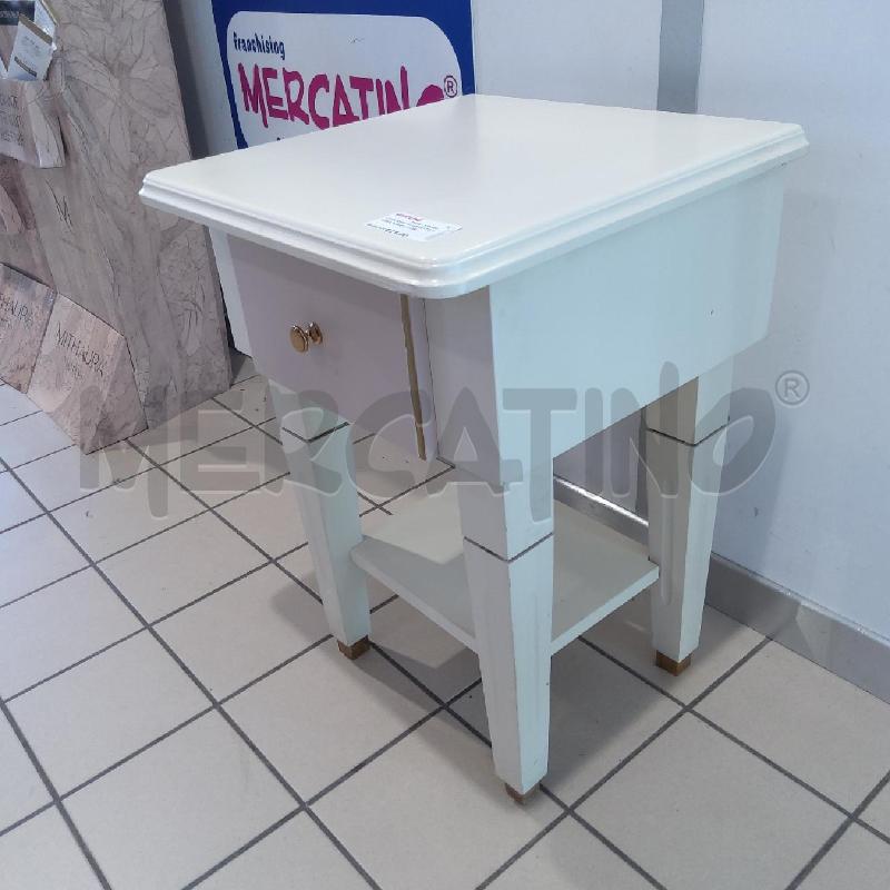 COMODINO 1 CASSETTO PANNA POMELLO PIEDINI DORATI | Mercatino dell'Usato San maurizio canavese 4
