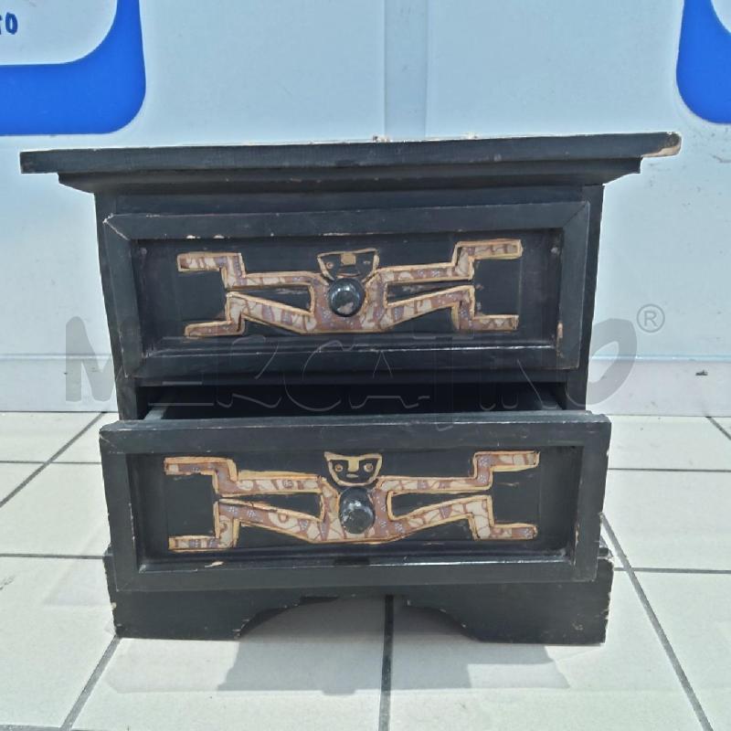 COMODINO ETNICO 2 CASSETTINI INSERTI STOFFA LEGNO SCURO | Mercatino dell'Usato San maurizio canavese 5