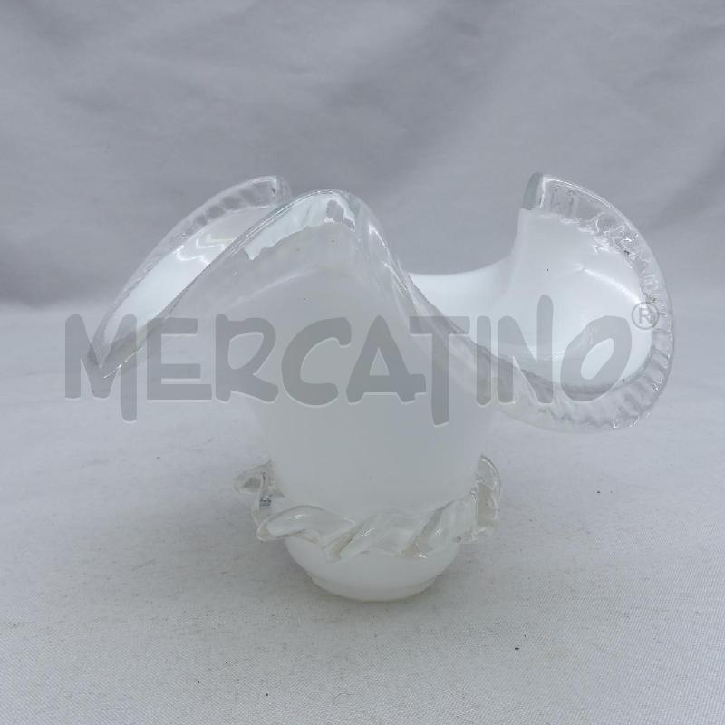 COPPA LAMPADA FIORE VETRO BIANCO | Mercatino dell'Usato San maurizio canavese 1