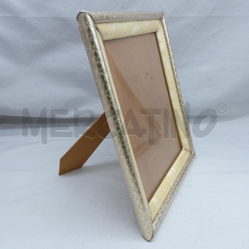 CORNICE 31X37 CM MADREPERLA ARGENTATA | Mercatino dell'Usato San maurizio canavese 4
