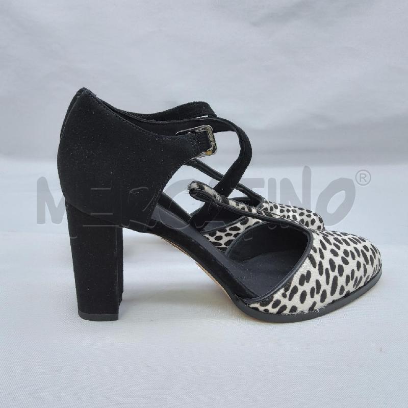 DECOLLETE CLARKS SC1 CAVALLINO BIANCO E NERO SCAMOSCIATO  | Mercatino dell'Usato San maurizio canavese 2