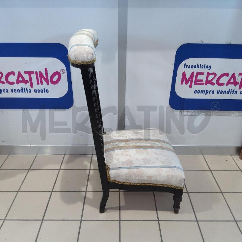 INGINOCCHIATOIO LEGNO SCURO TESSUTO ARABESCHI RIGHE | Mercatino dell'Usato San maurizio canavese 2