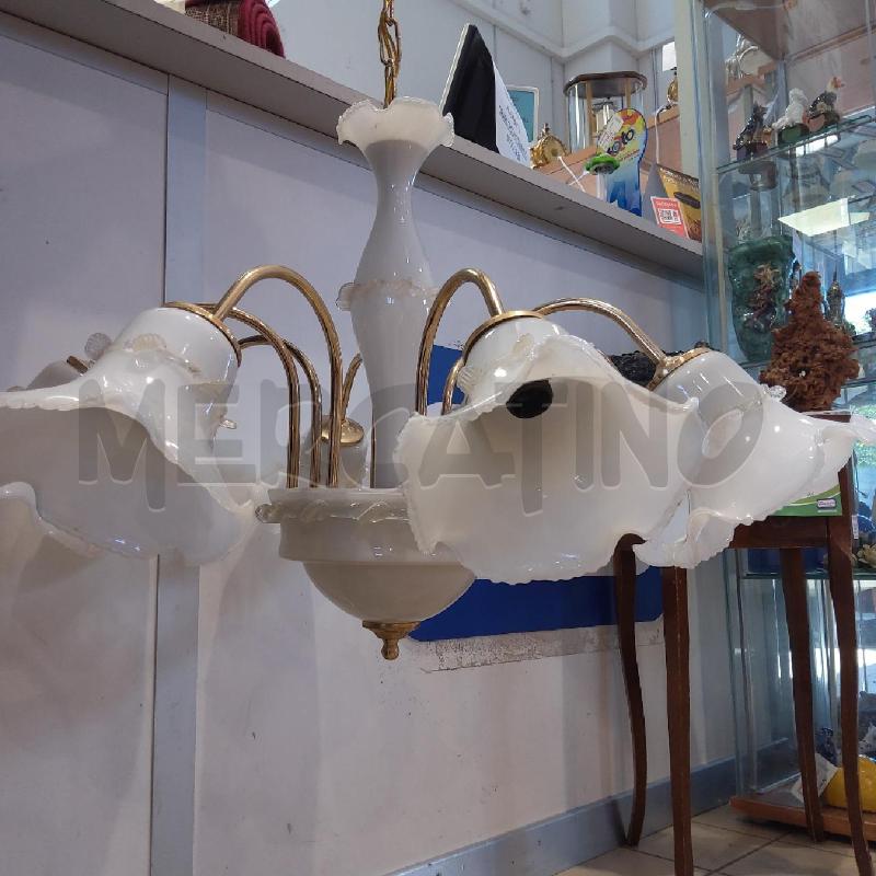 LAMPADARIO 8 LUCI CAMPANE VETRO BCO STELI DORATI | Mercatino dell'Usato San maurizio canavese 4