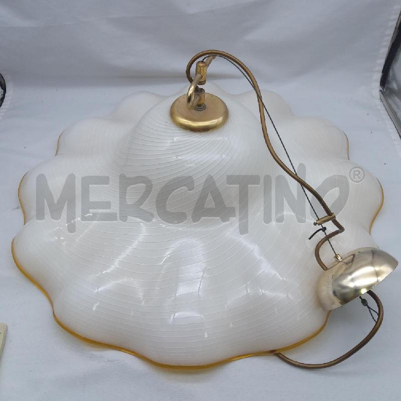 LAMPADARIO CAPPELLO VETRO CREMA GIALLO | Mercatino dell'Usato San maurizio canavese 1