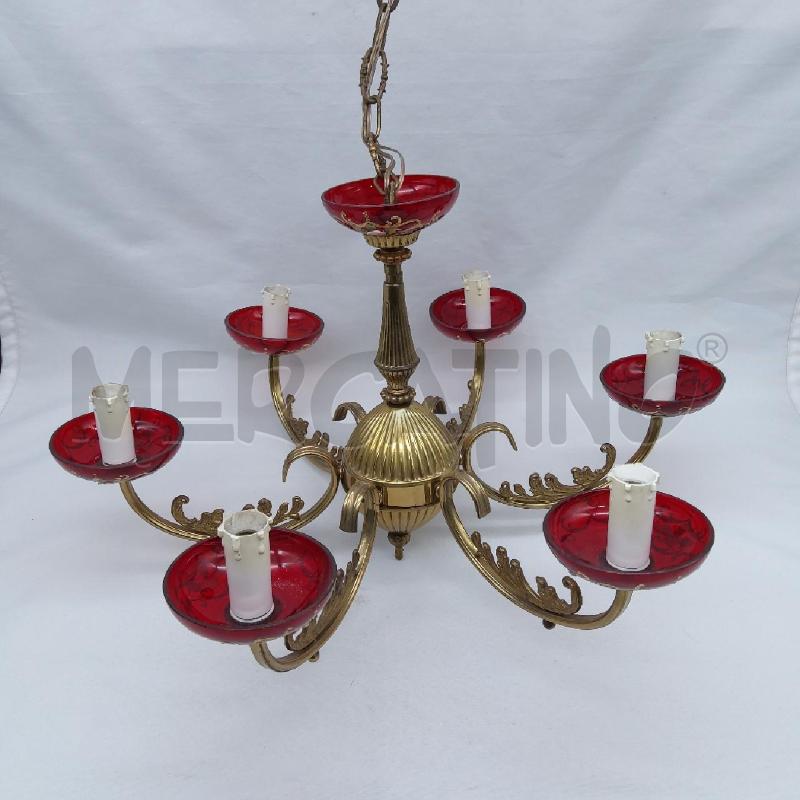 LAMPADARIO DORATO 6 LUCI COPPE VETRO ROSSO | Mercatino dell'Usato San maurizio canavese 1