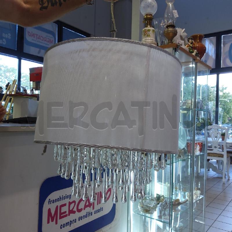LAMPADARIO TRIPUDIO GOCCIE PENDENTI CAPPELLO BCO ACC 95  | Mercatino dell'Usato San maurizio canavese 3