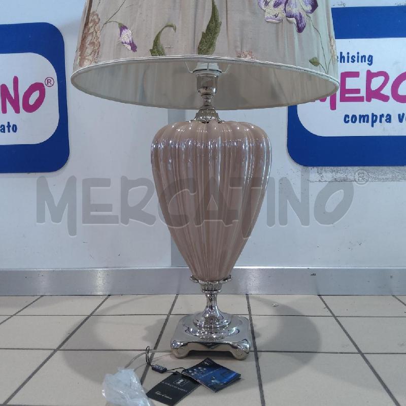 LAMPADA CERAMICA BEIGE BASE CROMATA CAPPELLO FIORI VIOLA | Mercatino dell'Usato San maurizio canavese 2