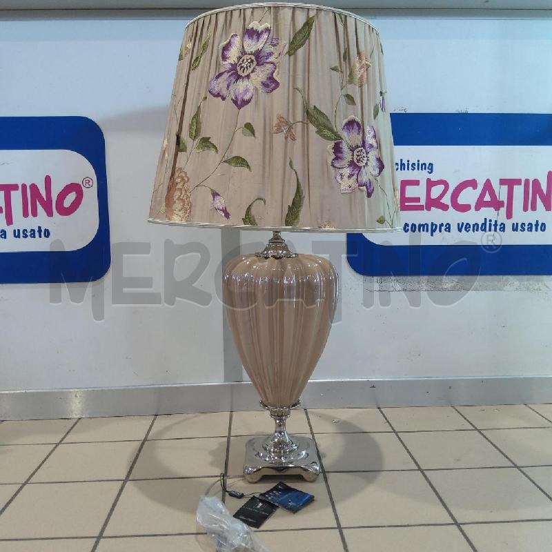 LAMPADA CERAMICA BEIGE BASE CROMATA CAPPELLO FIORI VIOLA | Mercatino dell'Usato San maurizio canavese 5