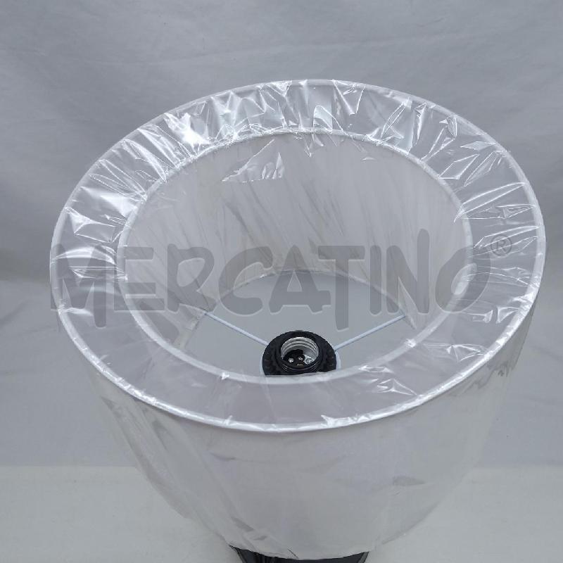 LAMPADA TAVOLO BASE METALLO NERO CAPPELLO CILINDRICO | Mercatino dell'Usato San maurizio canavese 2