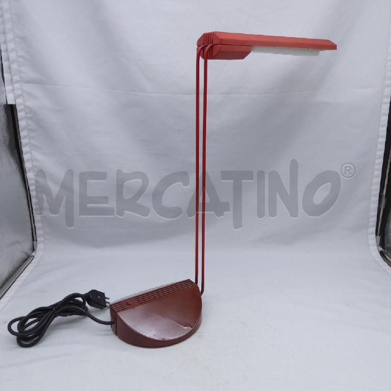 LAMPADA TAVOLO TRONCONI FLU 1982 ROSSO MARR | Mercatino dell'Usato San maurizio canavese 1