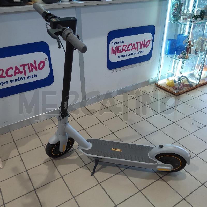 MONOPATTINO ELETTRICO SEGWAY NINEBOT G30LE | Mercatino dell'Usato San maurizio canavese 2