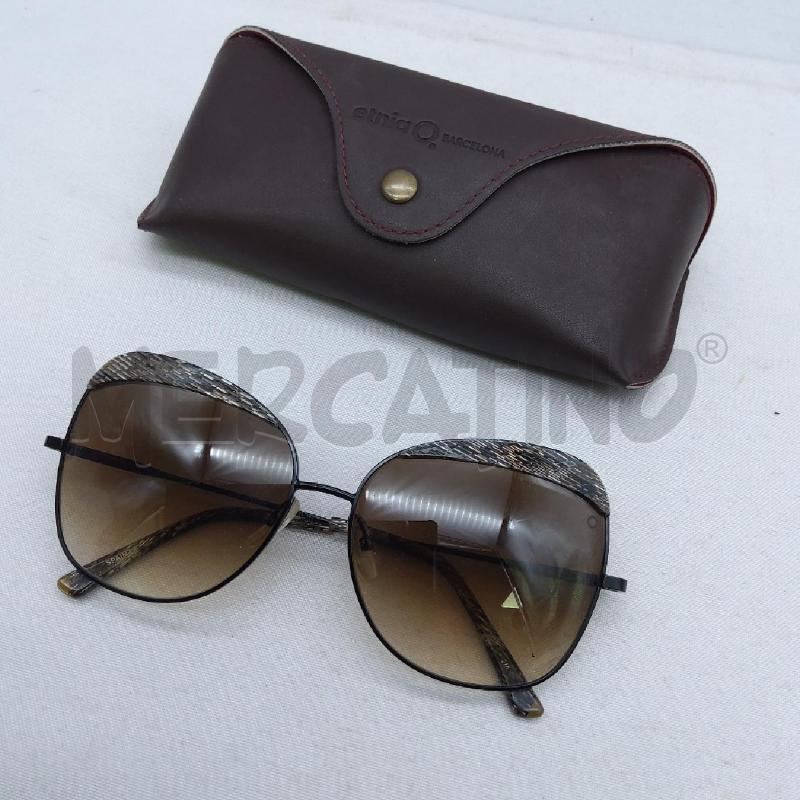 OCCHIALI DONNA DA SOLE ETNIA BARCELONA MARRONE TRATTEGGIO | Mercatino dell'Usato San maurizio canavese 1