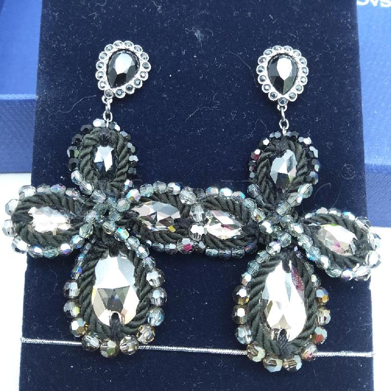 ORECCHINI SWAROVSKI GRIGIO E TESSUTO NERO INTRECCIATO  | Mercatino dell'Usato San maurizio canavese 4