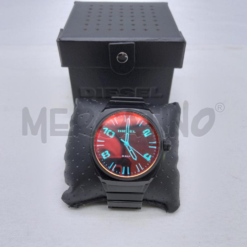 OROLOGIO DA POLSO DIESEL CINT NERO QUADRANTE ROSSO CANGIANTE | Mercatino dell'Usato San maurizio canavese 1
