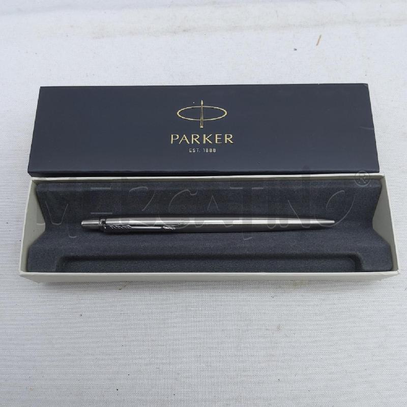 PENNA A SFERA PARKER ARGENTATA | Mercatino dell'Usato San maurizio canavese 1