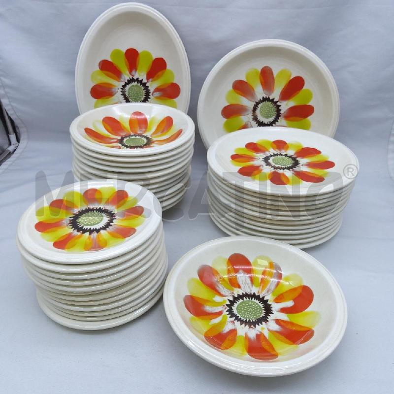 PIATTI PZ. 39 CERAMICA CCC 3C ITALY FIORE CENTRALE | Mercatino dell'Usato San maurizio canavese 1