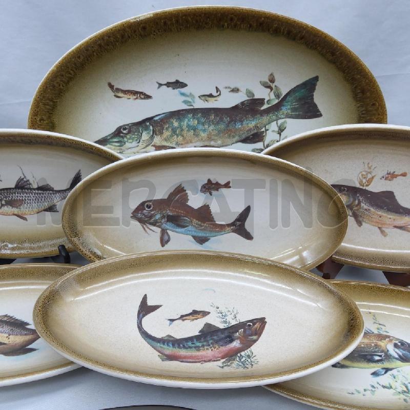 PIATTI PZ. 7 OVALI PESCI + 14 POSATE PESCE + VASSOIO | Mercatino dell'Usato San maurizio canavese 3