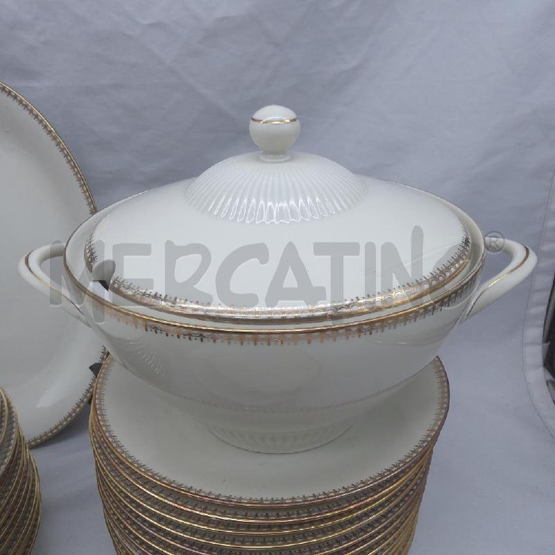 PIATTI SERVIZIO PZ. 40 BAVARIA AVORIO BORDO ORO | Mercatino dell'Usato San maurizio canavese 4