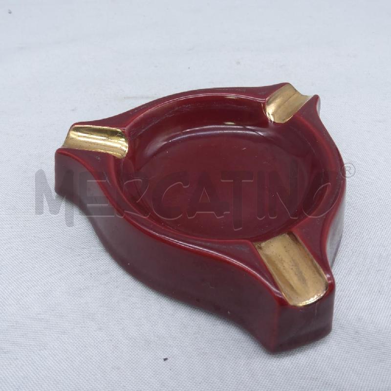 POSA CENERE TRIANGOLARE CERAMICA ART DECO ROSSO DORATO ANATRE | Mercatino dell'Usato San maurizio canavese 1