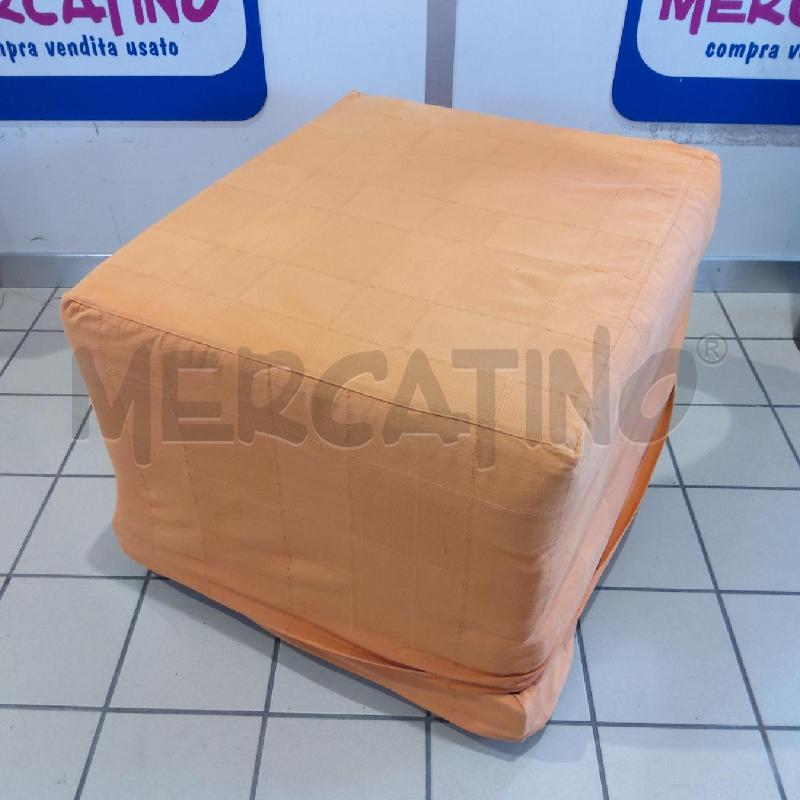 POUF QUADRATO ARANCIO CN RUOTE | Mercatino dell'Usato San maurizio canavese 2