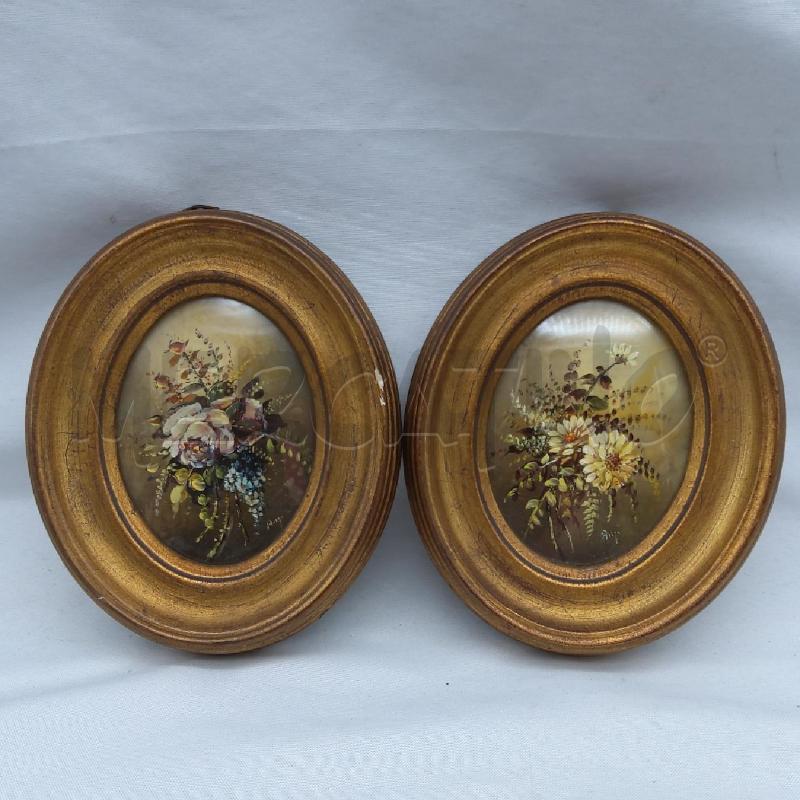 QUADRETTI PZ 2 OVALI FIORI CORNICE ORO | Mercatino dell'Usato San maurizio canavese 1