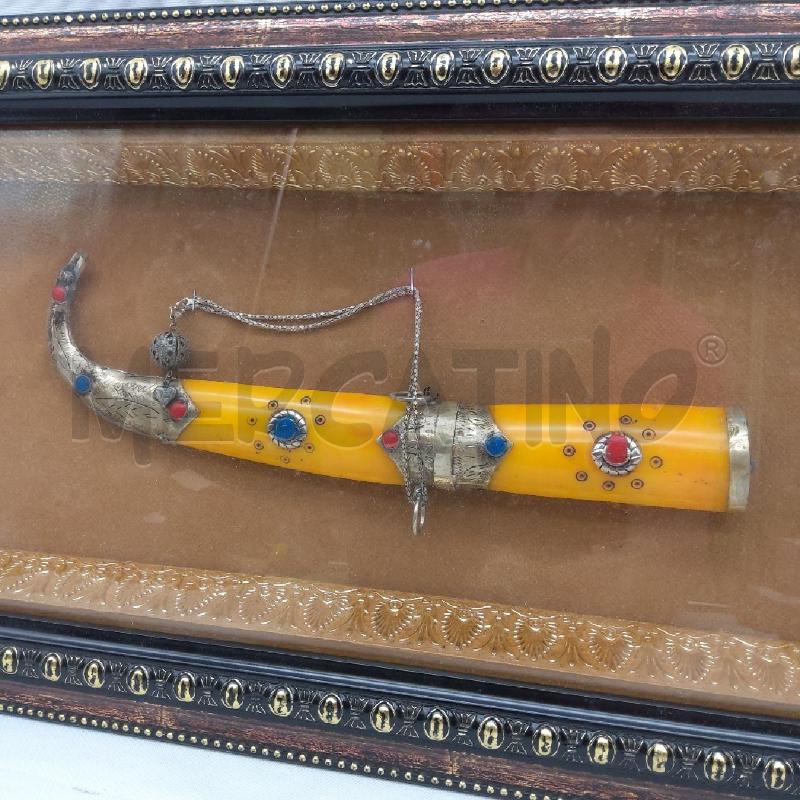 QUADRETTO TECA CUSTODIA COLTELLO GIALLO ARABO | Mercatino dell'Usato San maurizio canavese 2