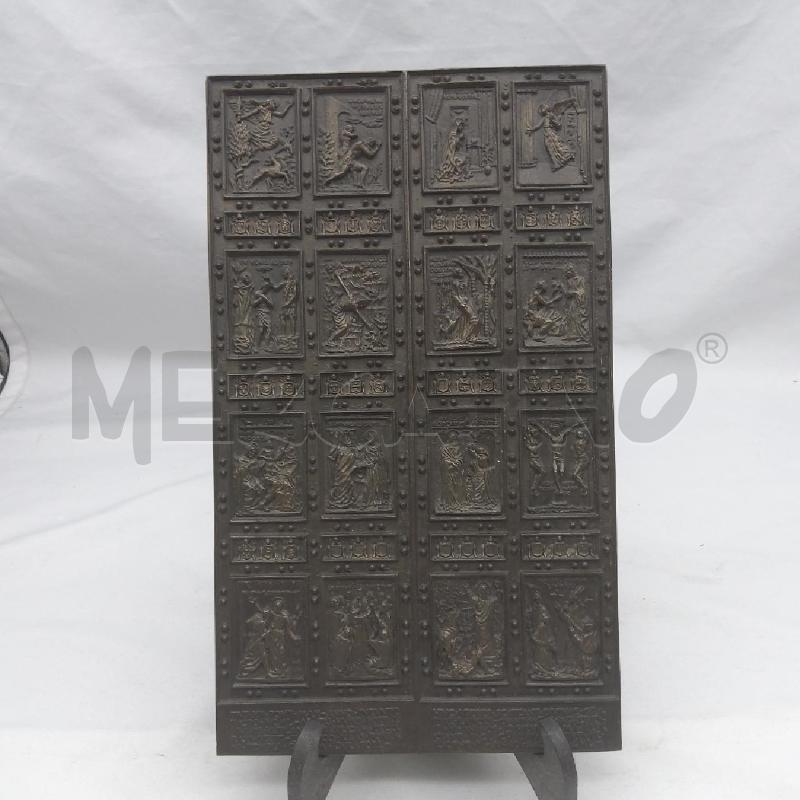 RIPRODUZIONE PORTA SANTA METALLO 19X32 CM | Mercatino dell'Usato San maurizio canavese 1
