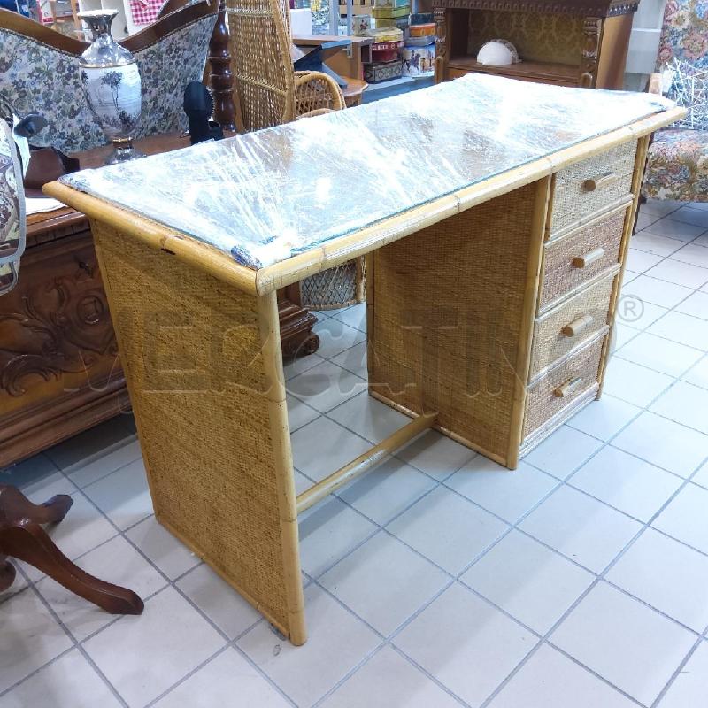 SCRIVANIA VIMINI BAMBOO 4 CASSETTINI PIANO VETRO | Mercatino dell'Usato San maurizio canavese 4