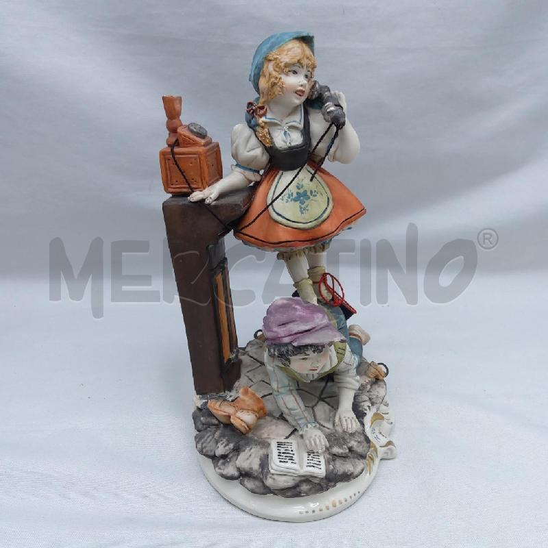 STATUA CAPODIMONTE MENEGHETTI BIMBA AL TELEFONO SU BIMBO | Mercatino dell'Usato San maurizio canavese 2