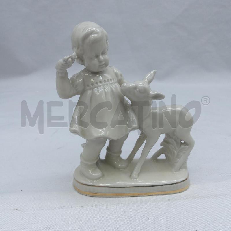 STATUINA BIMBA CON CERBIATTO CERAMICA  | Mercatino dell'Usato San maurizio canavese 1