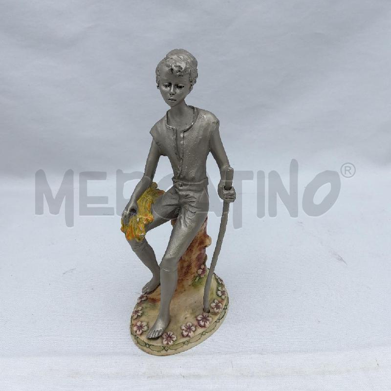 STATUINA BIMBO SEDUTO PELTRO E RESINA  | Mercatino dell'Usato San maurizio canavese 1