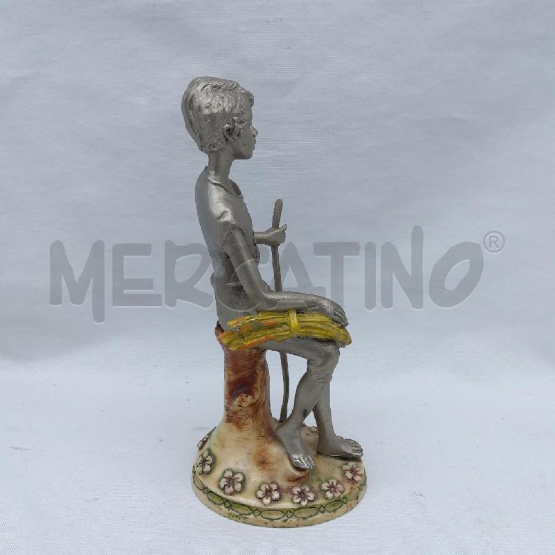 STATUINA BIMBO SEDUTO PELTRO E RESINA  | Mercatino dell'Usato San maurizio canavese 2