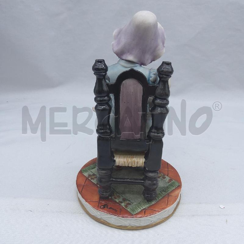 STATUINA CAPODIMONTE MAMMA CHE ALLATTA DIFETTO | Mercatino dell'Usato San maurizio canavese 3