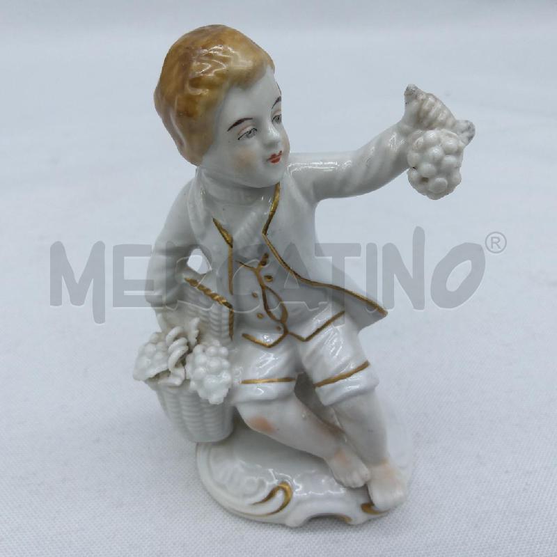 STATUINA CAPODIMONTE RAGAZZO CON UVA BIANCO ORO | Mercatino dell'Usato San maurizio canavese 2
