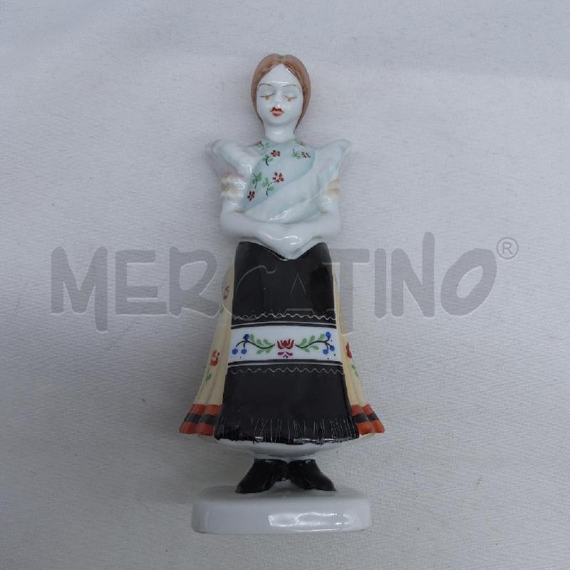 STATUINA CERAM HOLLOHAZA | Mercatino dell'Usato San maurizio canavese 2