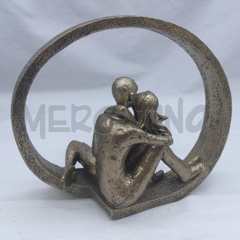 STATUINA COPPIA DORATA CHE SI BACIA NEL CERCHIO | Mercatino dell'Usato San maurizio canavese 3