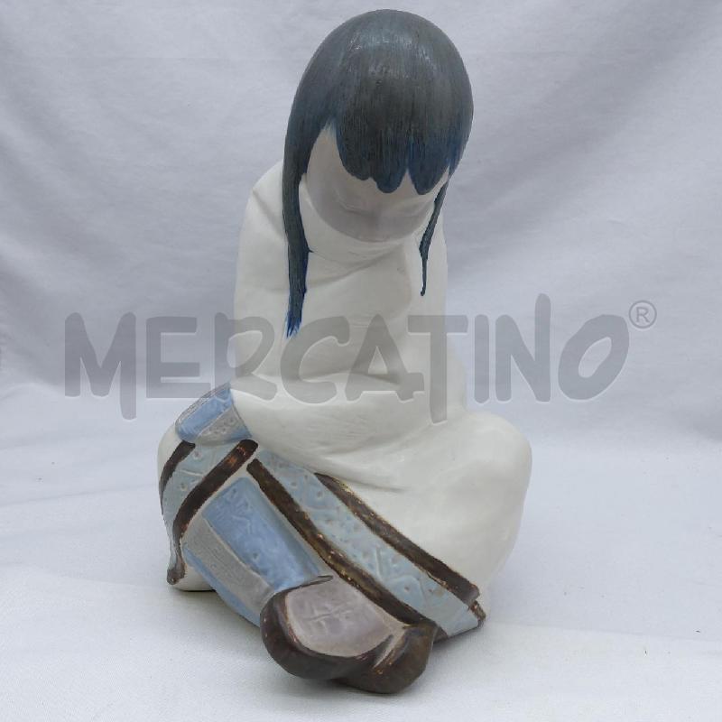 STATUINA LLADRO' ESCHIMESE SEDUTA | Mercatino dell'Usato San maurizio canavese 1