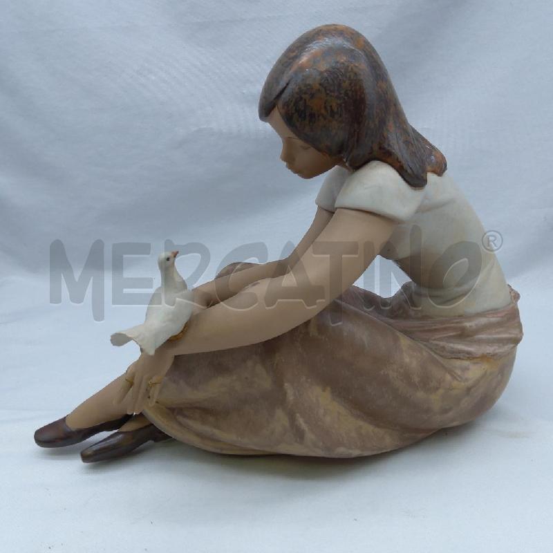 STATUINA LLADRO' RAGAZZA CON COLOMBA | Mercatino dell'Usato San maurizio canavese 4