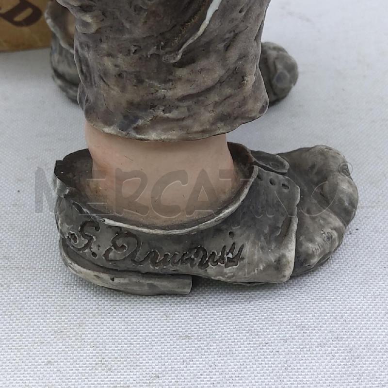 STATUINA SCUGNIZZO CHE SUONA I COPERCHI | Mercatino dell'Usato San maurizio canavese 4