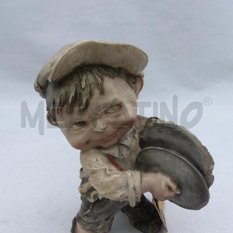 STATUINA SCUGNIZZO CHE SUONA I COPERCHI | Mercatino dell'Usato San maurizio canavese 5