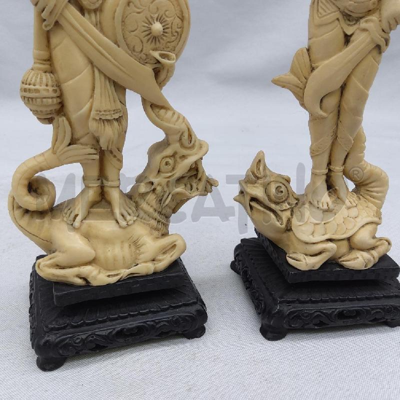 STATUINE COPPIA ORIENTALI COLOR AVORIO BASE NERO | Mercatino dell'Usato San maurizio canavese 4