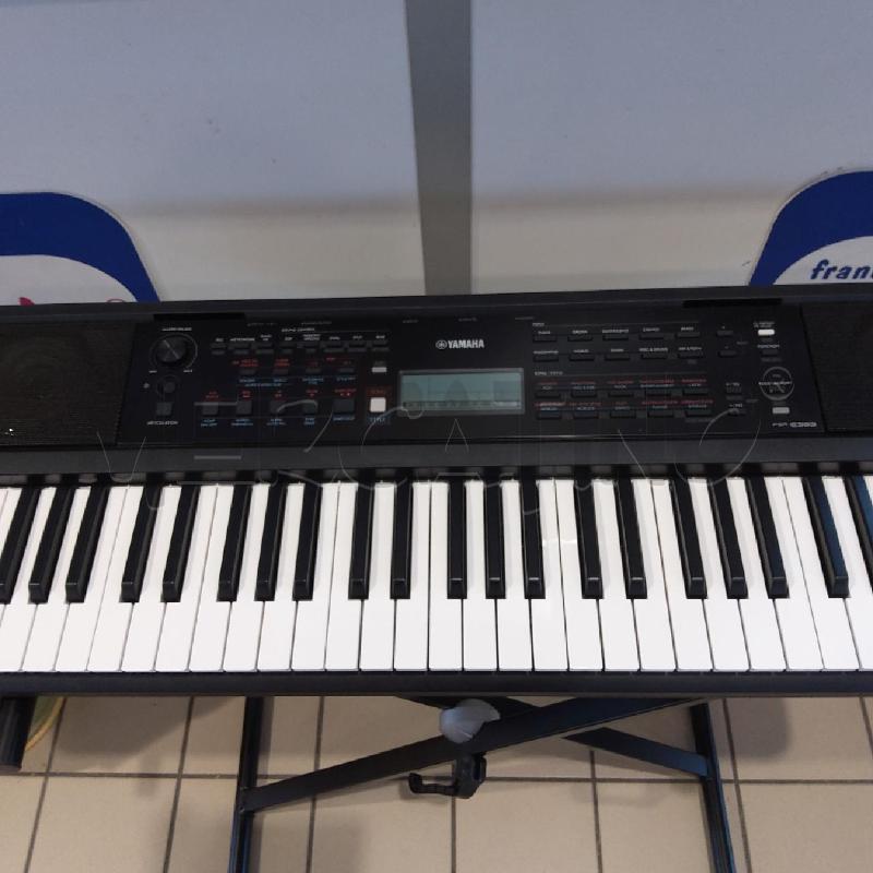 TASTIERA MUSICALE YAMAHA PSR-E383+CAVALLETTO+SC SP | Mercatino dell'Usato San maurizio canavese 2