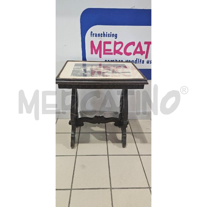 TAVOLINETTO LEGNO SCURO PIANO QUADRETTO BIANCO NERO | Mercatino dell'Usato San maurizio canavese 1