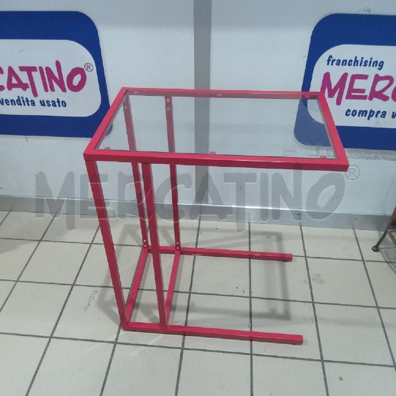TAVOLINO DA DIVANO METALLO ROSSO RIPIANO VETRO | Mercatino dell'Usato San maurizio canavese 1