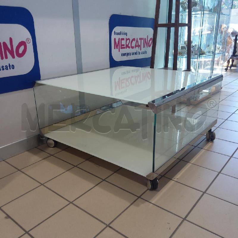 TAVOLINO SALOTTO VETRO PIANO INFERIORE BCO CON RUOTE  | Mercatino dell'Usato San maurizio canavese 2