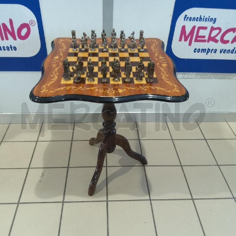 TAVOLINO SCACCHIERA LACCATO SCACCHI METALLO | Mercatino dell'Usato San maurizio canavese 1