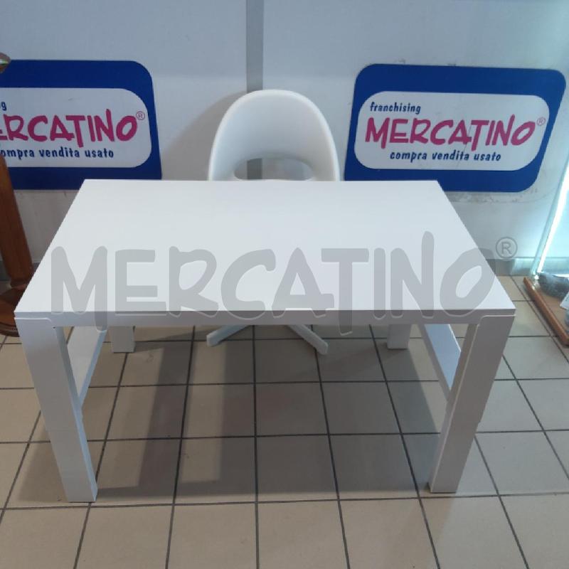 TAVOLINO SCRIVANIA IKEA CON SEDIA | Mercatino dell'Usato San maurizio canavese 1