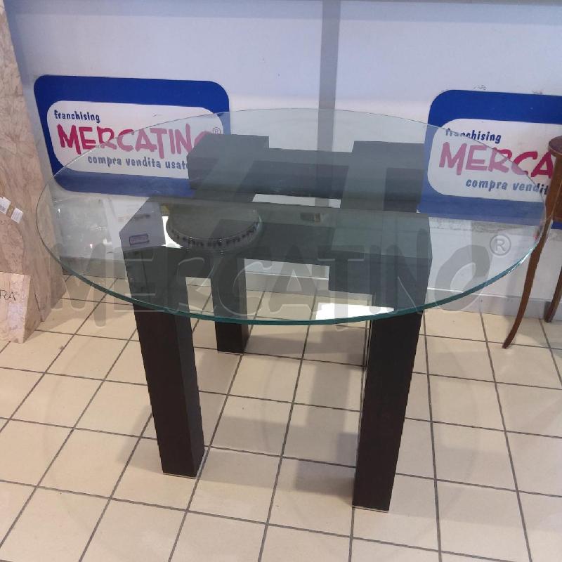 TAVOLO ROTONDO PIANO VETRO BASE VENGE' | Mercatino dell'Usato San maurizio canavese 1