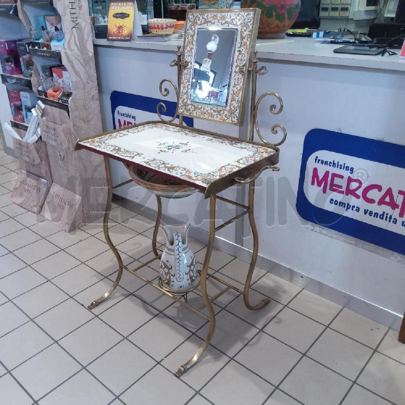 TOELETTA METALLO DORATO PIANO CERMICA +SPECCHIO BASCULANTE | Mercatino dell'Usato San maurizio canavese 2